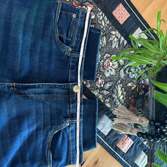 STS Blue Jeans Ellie High Rise Size 31 - Picture 8 of 8